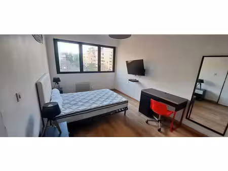 location meublée appartement 2 pièces 48 m² à marseille 10ème (13010)  900 €