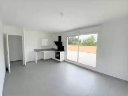 location appartement 3 pièces 58.31 m² à montpellier (34000)  970 €