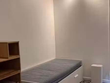 location meublée appartement 1 pièce 17 m² à paris 4ème (75004)  895 €