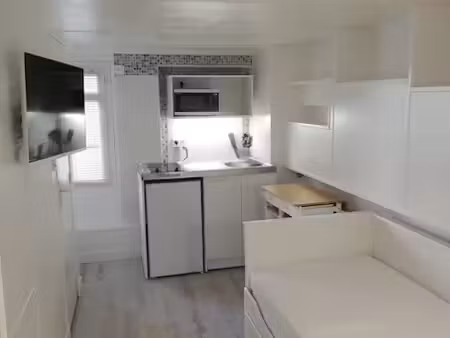 location meublée appartement 1 pièce 15 m² à paris 16ème (75016)  820 €