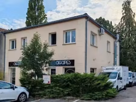location appartement 3 pièces 95 m² à velaine-en-haye (54840)  700 €