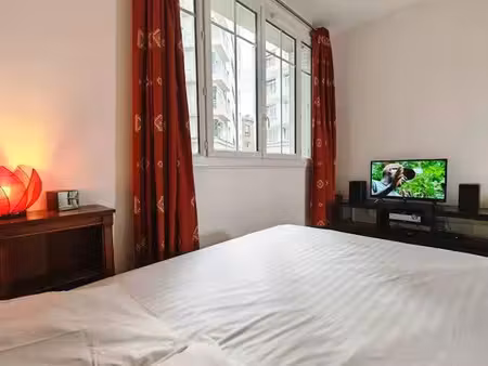 location meublée appartement 1 pièce 40 m² à boulogne-billancourt (92100)  1 600 €
