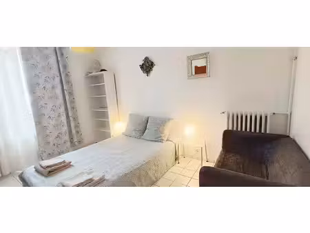 location meublée appartement 2 pièces 41 m² à clichy (92110)  1 550 €