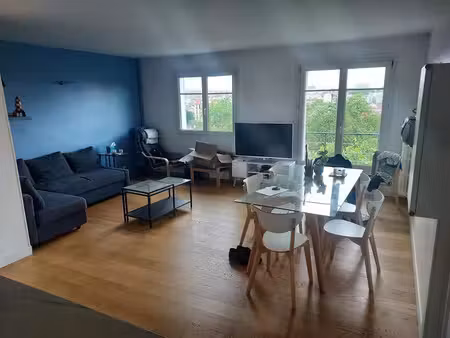location meublée appartement 2 pièces 53 m² à montrouge (92120)  1 500 €