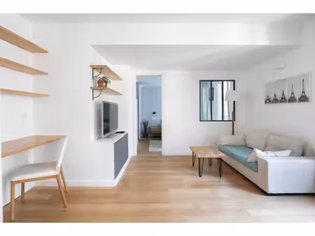 location meublée appartement 2 pièces 40 m² à paris 10ème (75010)  1 600 €