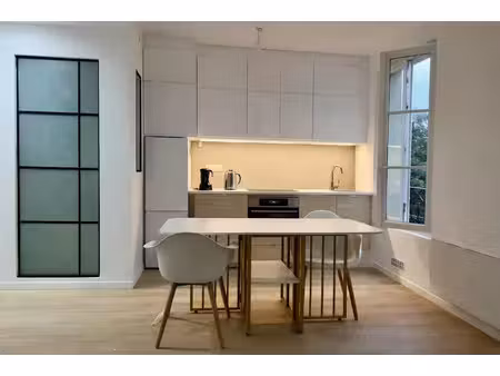 location meublée appartement 2 pièces 40 m² à paris 16ème (75016)  2 000 €