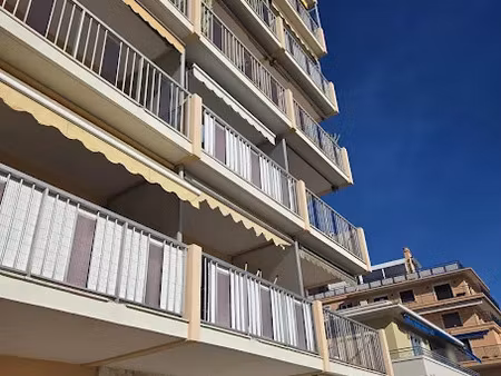 location appartement 2 pièces 50.02 m² à roquebrune-cap-martin (06190)  1 330 €