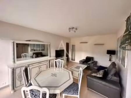 location appartement 4 pièces meublé à la roche-sur-yon zad - zi nord (85000) : à louer 4 