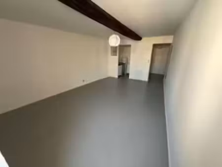 location appartement t1 à nantes centre ville (44000) : à louer t1 / 32m² nantes centre vi