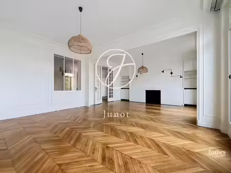 appartement paris 18e - 3 chambres - 140m²