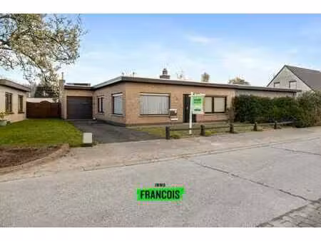 bungalow situé au calme avec garage à assebroek