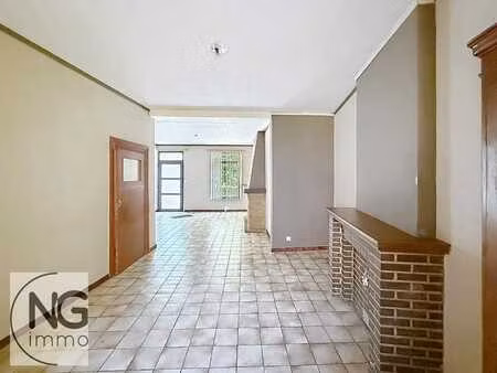3 chambres + grenier de 52 m² aménageable - jardin
