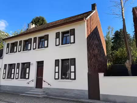 grande maison villageoise à rénover