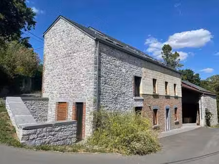 maison 2 chambres à malonne  8 min de namur en voiture.