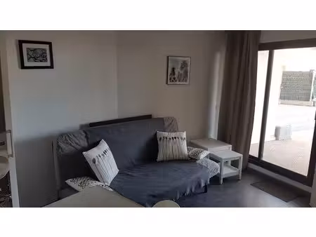 location meublée appartement 2 pièces 25 m² à canet-en-roussillon (66140)  495 €