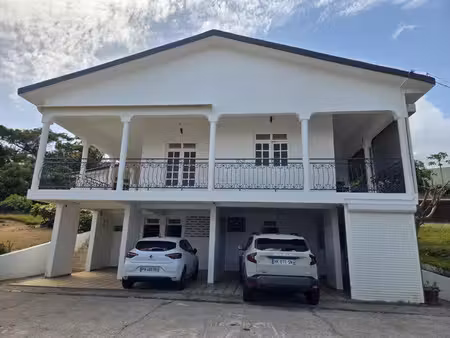 location maison 5 pièces 117 m² à schœlcher (97233)