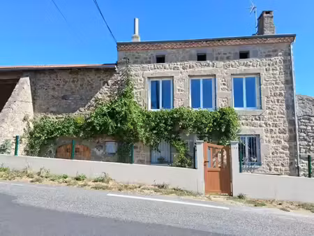 location appartement 2 pièces 59 m² à saint-didier-en-velay (43140)  480 €