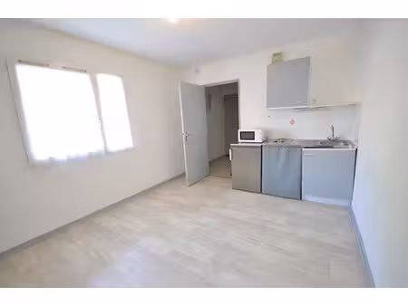 location appartement 1 pièce 18.98 m² à brest (29200)  430 €