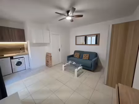 location meublée appartement 1 pièce 20 m² à grasse (06130)  625 €
