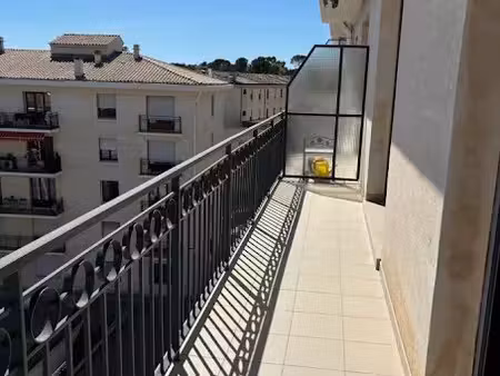 location appartement 1 pièce 33.25 m² à nimes (30000)  490 €