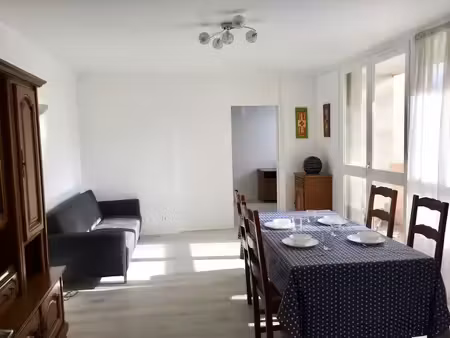 location meublée appartement 1 pièce 93 m² à noisy-le-grand (93160)  590 €
