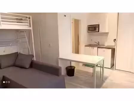 location meublée appartement 1 pièce 23 m² à strasbourg (67000)  572 €