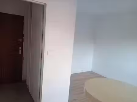 location appartement 1 pièce 21 m² à bordeaux (33000)  640 €