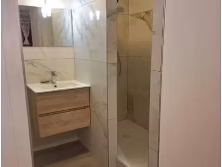 location appartement 3 pièces 66 m² à issoire (63500)  630 €
