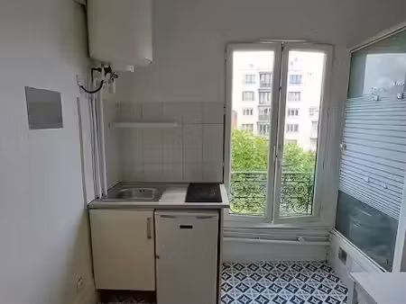 location meublée appartement 1 pièce 12 m² à paris 13ème (75013)  680 €