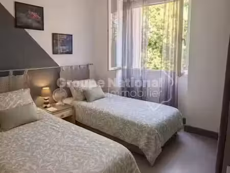 location meublée appartement 1 pièce 24 m² à gréoux-les-bains (04800)  490 €