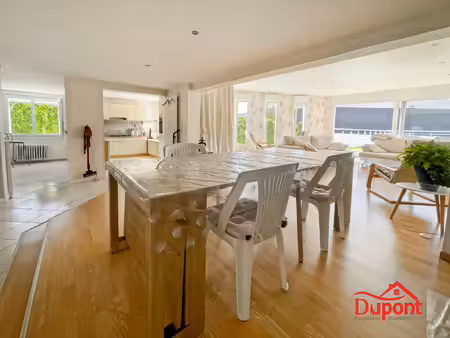 maison semi individuelle de 160m2 trois chambres bureau sous sol