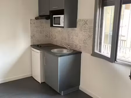 appartement t1 bis à ponlieue  le mans