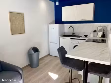 studio meublé tout inclu avec parking et balcon