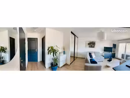 appartement 2 pièces 49 m² entièrement rénové - non meublé - stationnement intérieur dispo