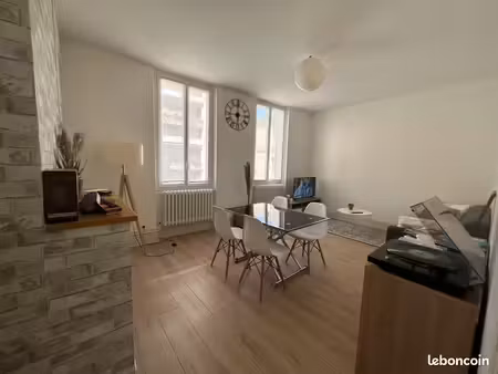 t2 meublé quartier jasmin