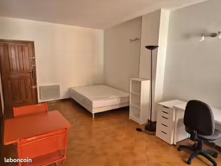 studio meublé 28m2 centre ville