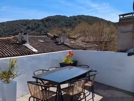 appartement meublé 68 m² avec toit terrasse – cabasse