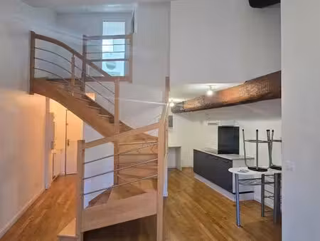 duplex de caractère – 45 m² – centre de neuville-sur-saône