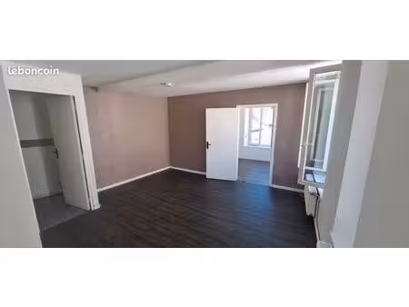 appartement 3 pièces 55m2 460 euros