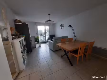 2 pièces : 48m2 avec balcon