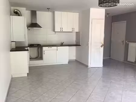 appartement à louer à la tour du pin
