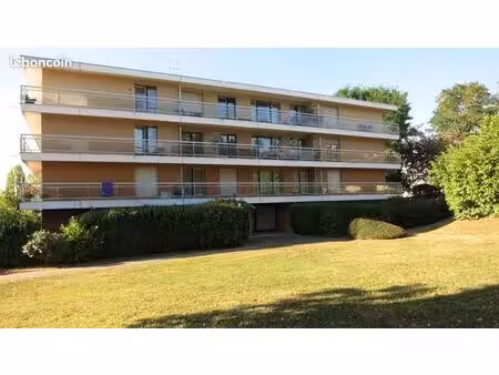 metz vallières - très bel appartement  4 pc  balcon  loggia