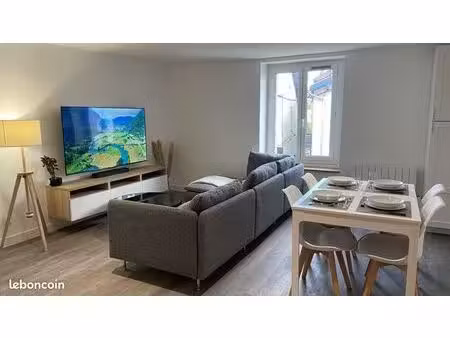 t2 meublé entièrement équipé