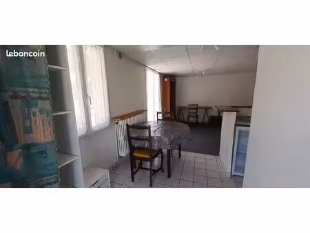 beau studio meublé