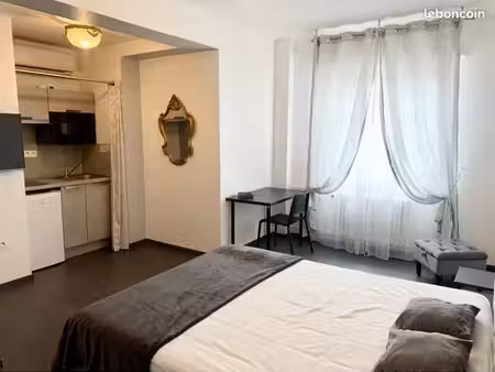 studio meublé 38m2 quartier halles