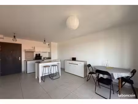 appartement t2 meublé 40 m2 - avenue de guise