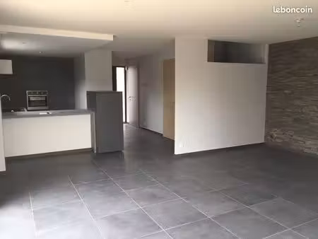 location maison echenevex