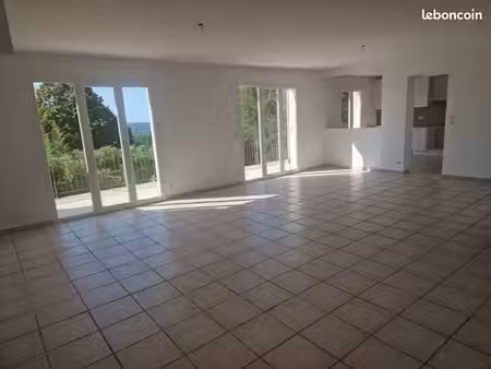 villa 5 pièces climatisée rénovée