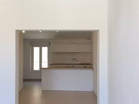 carpentras  appartement p2 luxe 55 m2