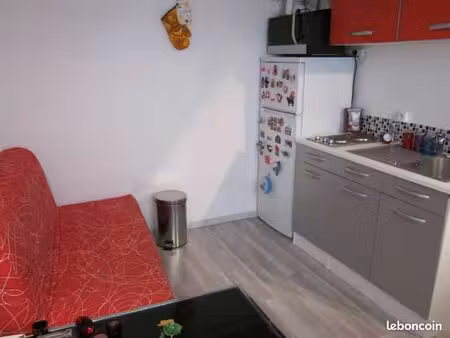 beau studio centre aix ( étudiant uniquement)